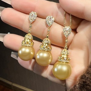 Wholesale Eco-friendly Copper Round 16-14MM Gold Plated Pearl Tassel Trendy Pendant <b>Earrings</b> <b>Set</b> Pearl Jewelry <b>Sets</b> for Women - Product Image 3