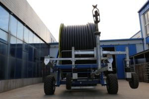 Landwirtschaftliche Mobile Großflächenregner-Bewässerungsmaschine mit Wasserschlauchaufroller und Bewässerungssystem - Product Image 4