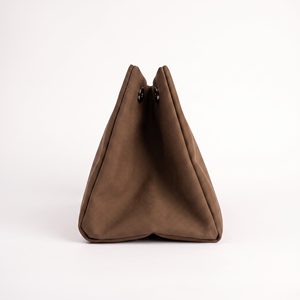 Grande trousse de toilette en PU durable et tendance avec fermeture ouverte marron pour les voyages et le rangement du maquillage - Product Image 6