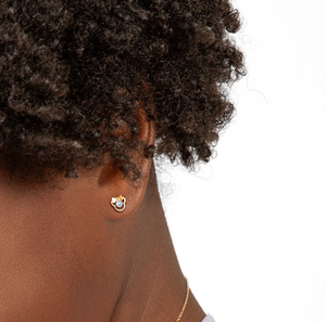 Boucles d'oreilles clous sécurisées pour bébés et enfants en argent sterling 925 avec zircon cubique blanc, motif souris et nœud, à visser - Product Image 2