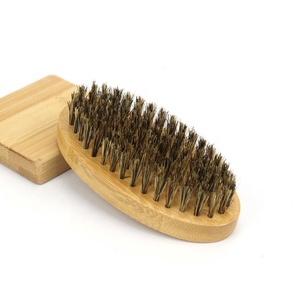 Spazzola per Barba da Uomo a Marchio Privato, Forma Ovale, Setole di Cinghiale Ecologiche, Manico in Legno di Bambù 11cm - Product Image 2