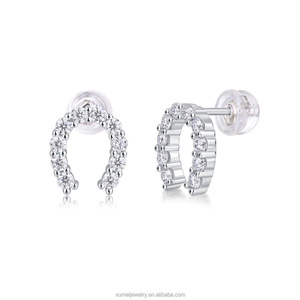 Venta al por mayor S925 Moissanite Horse Hooves Earring Studs 925 Sterling Silver High Quality GRA Certified - Product Image 2