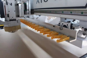 Trung Quốc chế biến gỗ khắc Hệ thống giá CNC Router ATC CNC máy móc chế biến gỗ Router Giá tủ Máy làm - Product Image 5