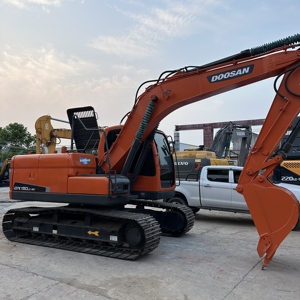 Excavadora Usada Doosan DX150LC-9C 2019 de 15 Toneladas, Capacidad de Cucharón de 0.58m, Motor Doosan de 74kW, con Martillo Rompedor y Dientes de Repuesto - Product Image 2