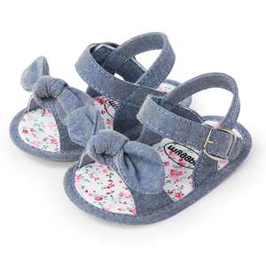 2023 nuevos zapatos de princesa para bebé recién nacido con lazo, suela de algodón, <span class=keywords><strong>sandalias</strong></span> transpirables ligeras para niña - Product Image 1