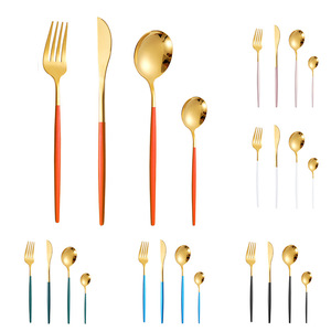 Ensemble de couverts en acier inoxydable, manche plat, vaisselle occidentale colorée, compatible lave-vaisselle, couteau à steak, cuillère à dessert - Product Image 1