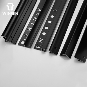 Foshan Factory, profilé en aluminium moderne personnalisé, noir, <span class=keywords><strong>d</strong></span>écoratif, pour murs et sols, durable, imperméable - Product Image 1