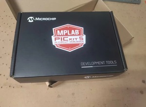 En stock, MPLAB PICkit 5 original, débogueur/programmeur en circuit, 100% neuf, délai de livraison de 1 à 7 jours - Product Image 3