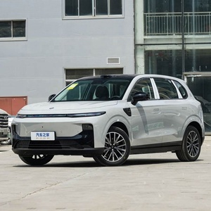 Leapmotor B10 SUV Électrique Neuf à Longue Autonomie, Recharge Rapide, Conduite Intelligente, Volant à Gauche, Boîte Automatique, Véhicule Électrique Neuf - Product Image 3