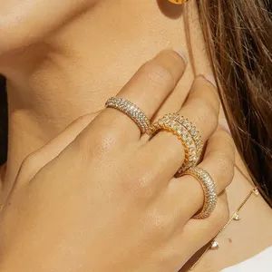 时尚黄铜镀18K金2毫米4毫米Sparky钻戒立方氧化锆宝石水晶戒指珠宝妇女
