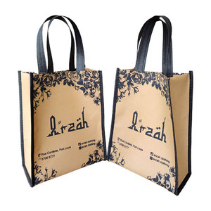 Borsa per la Spesa Riutilizzabile Ecologica Personalizzata in Tessuto Non Tessuto, Larghezza 40cm, Altezza 30cm, Profondità 21cm, Pronta per la Spedizione - Product Image 5