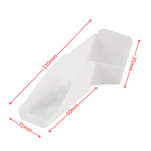 Panneau de drainage en plastique pour camping-car 110 mm x 60 mm x 35 mm pour la gestion du flux d'eau des caravanes - Product Image 1