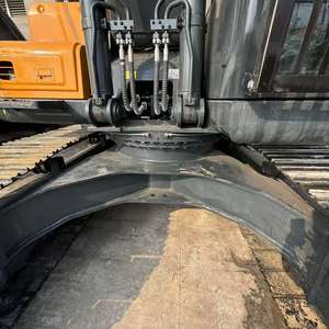 Excavatrice sur chenilles de taille moyenne Hyundai 220 - Product Image 6