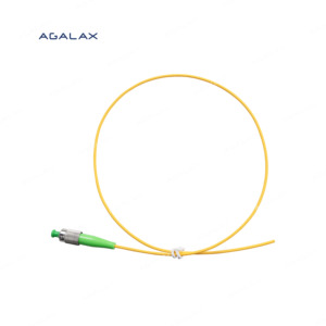 Precio de fábrica FC UPC APC modo único 9/125um 0,9mm G657A LSZH 1M/1,5 M <span class=keywords><strong>fibra</strong></span> Pigtail 1310/1550nm 2 años de garantía para FTTH - Product Image 1