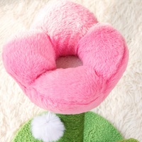 Jouet interactif à succès, arbre à grimper en sisal en forme de tulipe avec boule en peluche, griffoir pour chat