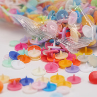 Remise directe d'usine grand couvercle de bouton pression en plastique personnalisable pour chemise vêtements de bébé bouton pression coloré