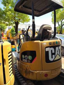 Excavatrice sur chenilles CAT 303C d'occasion à vendre, 3 tonnes, 95% neuve, avec certifications EPA et CE, hydraulique d'origine CAT 303CR - Product Image 2