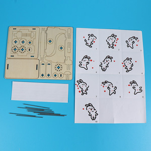 Máquina de Animación Manual de Pequeña Escala, Juguete Educativo STEM para Estudiantes, Materiales de Madera y Plástico - Product Image 2