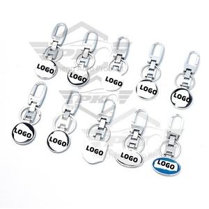 Llavero de Metal con Logotipo Personalizado, Regalo Creativo para Fanáticos de la <span class=keywords><strong>Liga</strong></span> de Campeones de la UEFA, <span class=keywords><strong>Real</strong></span> <span class=keywords><strong>Madrid</strong></span>, Barcelona, Manchester - Product Image 4