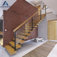 Escalier en métal sur mesure à poutres carrées, escalier moderne en métal pour intérieur résidentiel