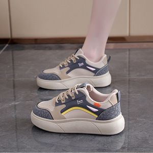 Zapatillas deportivas antideslizantes para mujer, estilo nuevo de primavera y otoño 2026, modernas y versátiles, zapatos cuadrados lisos para estudiantes - Product Image 2