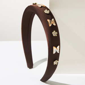 Serre-tête large style baroque avec papillons pour femme, orné de fleurs métalliques faites à la main, accessoire de mariée - Product Image 6