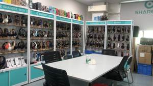 Audífonos para Juegos con <span class=keywords><strong>Cable</strong></span> RGB, con Orejeras de Malla Metálica, Resistentes al Agua, para PS4/PS5/Switch, 1 Año de Garantía - Product Image 6