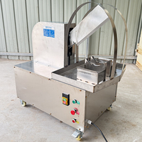 Automatische commerciële machine voor het snijden van groene en jonge kokosnoten, machine voor het snijden van jonge kokosnoten