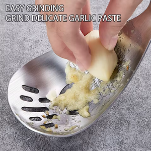 Cuillère multifonctionnelle en acier inoxydable : râpe à ail, presse-purée, cuillère à pâtes, ouvre-bouteille, séparateur, cuillère de cuisine - Product Image 3