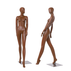 Mannequins de vitrine pour <span class=keywords><strong>magasin</strong></span> de vêtements, ensemble féminin marron corps entier, posture assise élégante et haut de gamme - Product Image 6