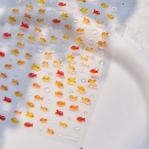1 pièce Autocollants pour ongles en gel souple, motifs poissons rouges, carpes, poissons de l'océan et de la plage, brillants, petits carpes koï, pour manucure et décoration - Product Image 3
