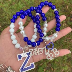 Maßgefertigtes Sorority-Armband in Königsblau mit Glitzerperlen und Weißen Perlen für Zeta Phi Beta Schmuck, ZPB Soror-Armband, Jack-and-Jill-Armband - Product Image 1