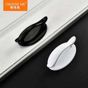 Poignée de meuble ovale en plastique, sans perçage, installation facile pour portes d'armoires - Product Image 3