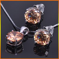 Ensemble de bijoux Jasen en argent sterling 925 avec pendentif ovale en rubis, collier, bague et boucles d'oreilles – Cadeau classique pour les fêtes et le quotidien