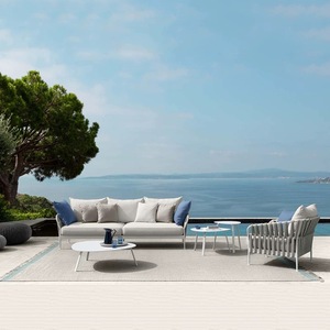 Conjunto de Muebles de Patio de Lujo Resistentes a la Intemperie con Cojines Afelpados y Estructura de Aluminio para Patio, Terraza u Hotel - Product Image 1