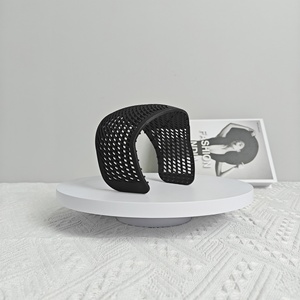 Sottocapo in Silicone Leggero, Geometrico, Multifunzionale, Antiscivolo, Impermeabile e Resistente per Hijab, Uso Quotidiano - Product Image 2