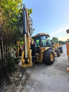 Retroexcavadora Usada Caterpillar 420f 420f2 420e 416e, Tracción en las 4 Ruedas, Transmisión Hidrostática, Carga Nominal de 15 Toneladas, 2001-4000 Horas - Product Image 5