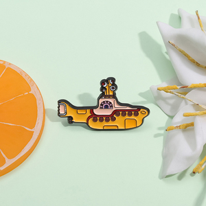Dessin animé émail broches bijoux de mode Rock Band jaune dirigeable broche épinglettes sac à dos Badge bijoux Fans cadeau - Product Image 3