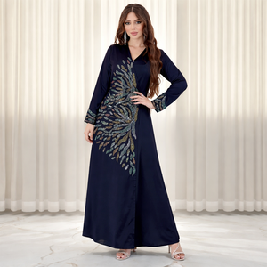 Vestido Modesto con Adornos para Mujeres Musulmanas, Ocasiones Especiales, Marca Privada - Product Image 1