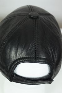 Gorra de Béisbol Clásica Ajustada OEM, Estilo Urbano de Cuero con Llama y Cuerda, Tela Común Unisex, Ajustable, Bordado 3D, Cierre a Presión - Product Image 4
