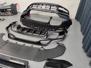 Para el <span class=keywords><strong>Porsche</strong></span> Cayen 9Y0 actualización TurboS estilo PP moldeado por inyección parachoques delantero parachoques trasero falda lateral kit de carrocería - Product Image 3