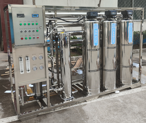 Machine en acier inoxydable de 2 tonnes, 500 litres par heure, système RO, machine d'emballage en sachet, 1000 litres par heure, <span class=keywords><strong>filtration</strong></span> d'eau pour sachet - Product Image 1