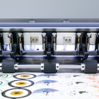 Cortadora de Etiquetas Automática Sf-350PRO A3+ con Cámara CCD y Función de Plegado para Etiquetas Adhesivas