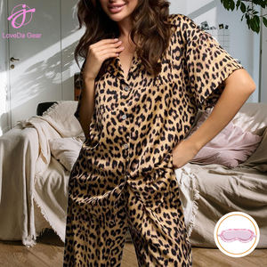 Loveda Ingrosso <span class=keywords><strong>Pigiama</strong></span> da <span class=keywords><strong>Donna</strong></span> in Morbido Raso con Stampa Leopardata, Top a Spalle Scoperte a Maniche Corte e Pantaloni a Gamba Larga - Product Image 4