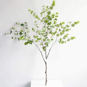 Plante artificielle Pieris Japonica Dream Castle, branche unique, sur pied, pour vitrine et décoration de fenêtre - Product Image 3