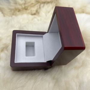 Scatola <span class=keywords><strong>per</strong></span> Anello del Campionato Sportivo, <span class=keywords><strong>Confezione</strong></span> <span class=keywords><strong>Regalo</strong></span> <span class=keywords><strong>in</strong></span> <span class=keywords><strong>Legno</strong></span> Massiccio <span class=keywords><strong>per</strong></span> Gioielli - Product Image 3