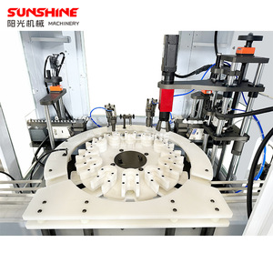 Machine remplissante et de capsulage de jus ultra-rapide complètement automatique de <span class=keywords><strong>CBD</strong></span> entièrement automatisée - Product Image 2