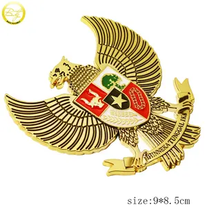 Custom Eagle Logo Car Decals Emblems Gold Plated Embossed Private Label Car Accessories With Screw