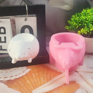 Moldes de fundición de resina hechos a mano para adornos decorativos DIY estilo Ins moldes de portavelas de erizo de silicona W0221 - Product Image 1