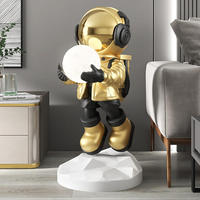 Lampe sur pied en forme de sculpture d'astronaute, résine argentée, lumière LED en forme de lune, statue moderne d'astronaute, décoration d'intérieur pour salon, chambre à coucher